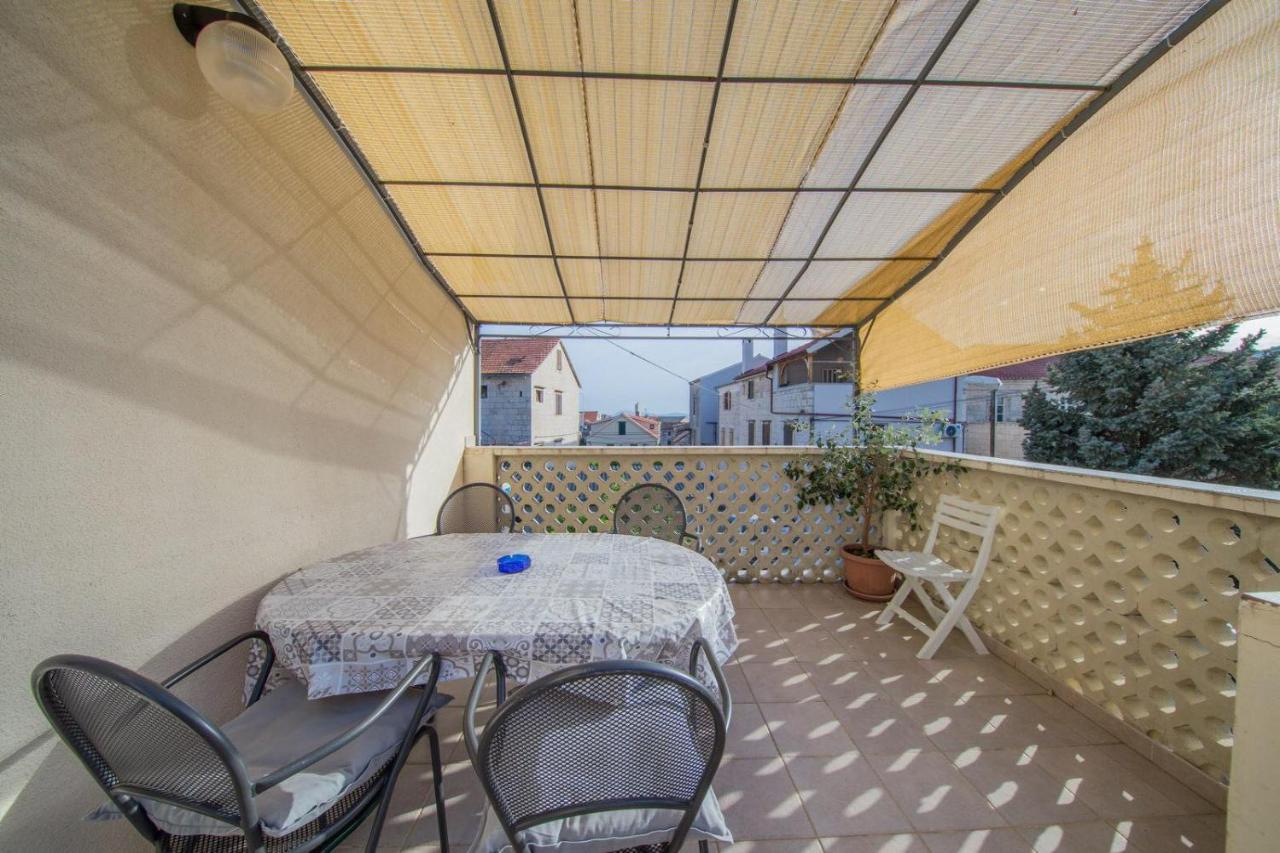 Apartmani Katija Komiža Exterior foto