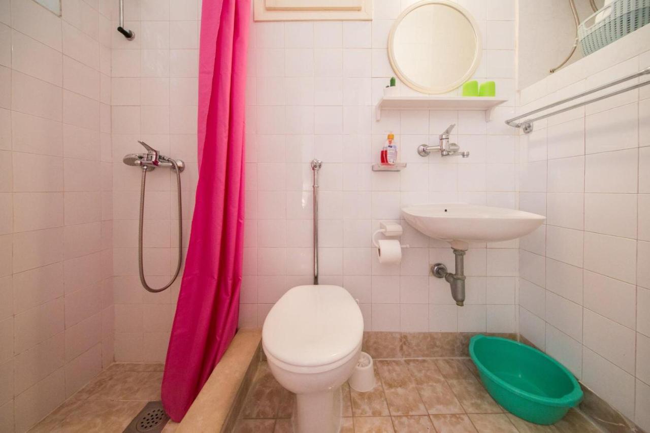 Apartmani Katija Komiža Exterior foto